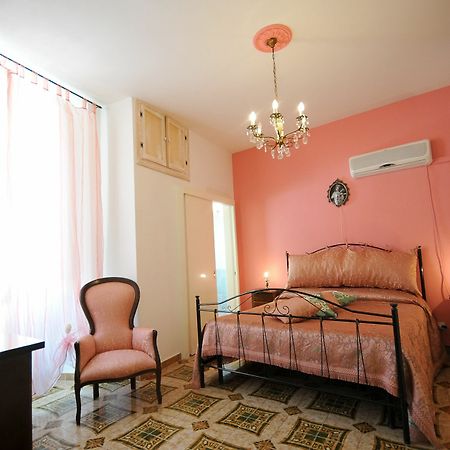 Palazzo Rocci Rooms 加利波利 外观 照片