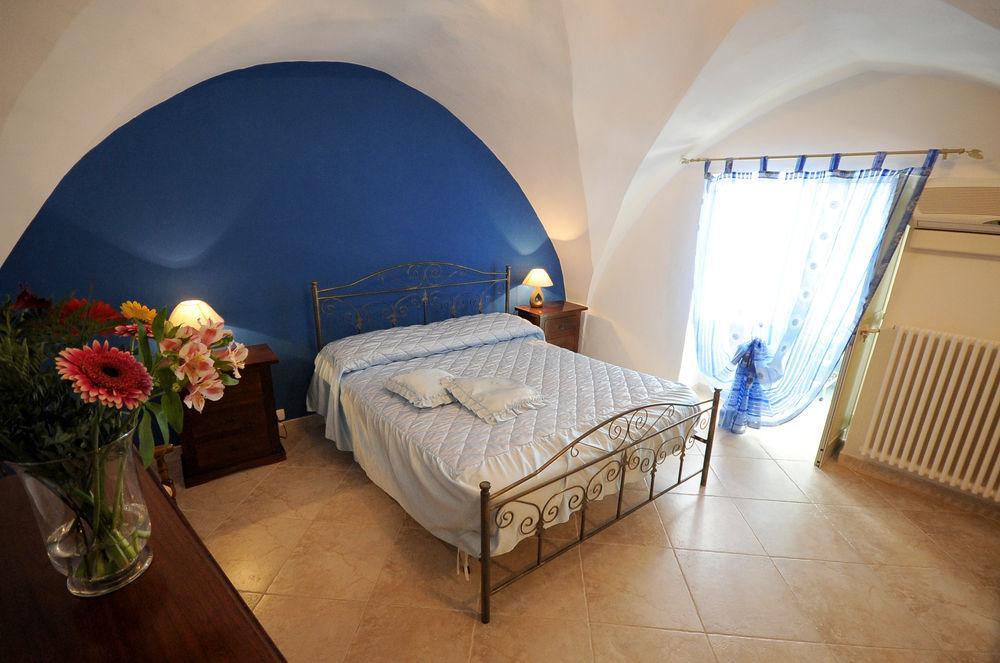 Palazzo Rocci Rooms 加利波利 外观 照片